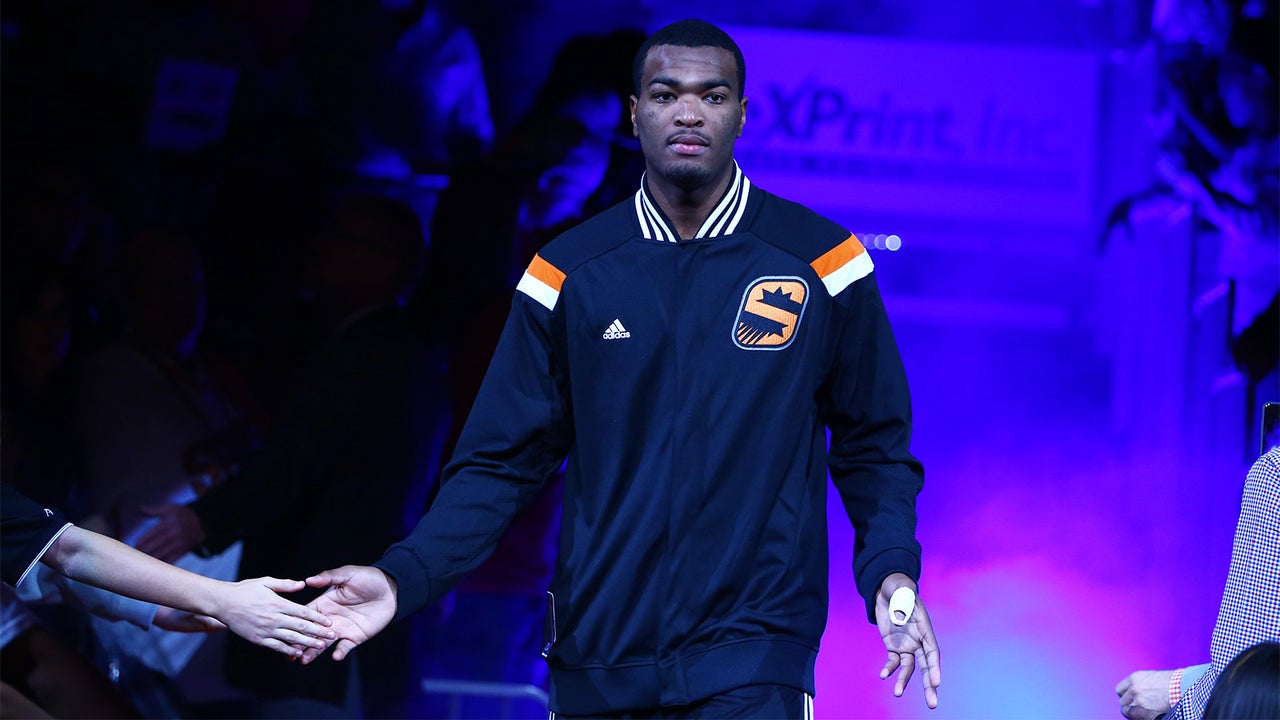 Suns spots: Great expectations for T.J. Warren